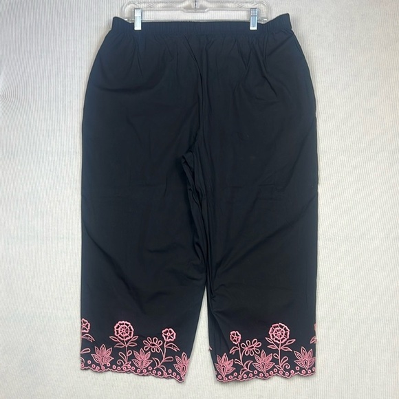 100% Cotton Pull On Elastic Waist Pants Size 16W Embroidered Floral Boho Cottage - Picture 8 of 8